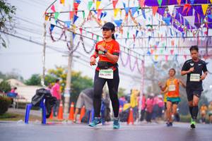 BIB: 20178
                            <button type="button" onclick="openModal(9966155)" class="btn btn-primary btn-sm float-right btn-popup" data-toggle="modal" data-target=".modal-high-quality">
                        <i class="fas fa-shopping-cart"></i> Add to Cart
                    </button>
                                            <button type="button" onclick="isThisMe(9966155, true)" class="btn btn-success btn-sm float-right btn-popup btn-isme hidden" data-toggle="tooltip" data-placement="bottom" title="นี่คือรูปของคุณใช่ไหม คลิกที่นี่เพื่อเอาเข้าอัลบั้ม">
                        <i class="fas fa-plus"></i> Add to album
                    </button>
                    <button type="button" onclick="isThisMe(9966155, false)" class="btn btn-warning btn-sm float-right btn-popup btn-isnotme hidden">
                        <i class="fas fa-ban"></i> Remove from album
                    </button>